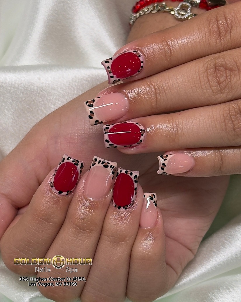 Golden Hour Nails Spa Flamingo